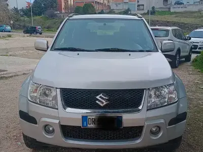 Second-hand Suzuki Grand Vitara 129 CP (94 kW) 2008 Gri SUV