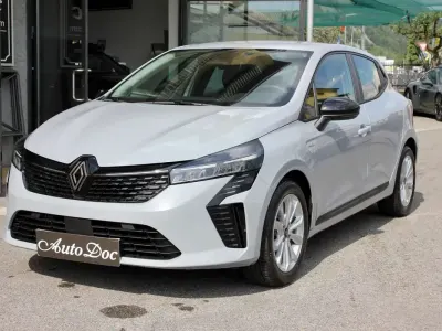 Usado Renault Clio V Evolution 91 HP (66 kW) 2025 Azul Sedan