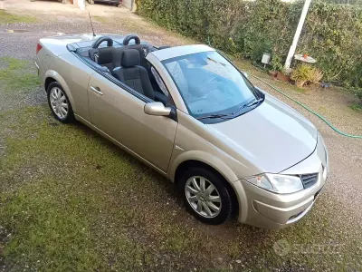 Usata Renault Mégane Cabriolet 106 CV (77 kW) 2006 Cabrio