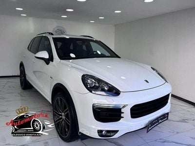 Usata Porsche Cayenne 250 CV (183 kW) 2015 Bianco SUV