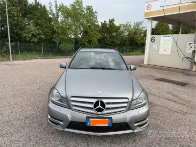 Usata Mercedes C220 170 CV (125 kW) 2013 Grigio Station wagon