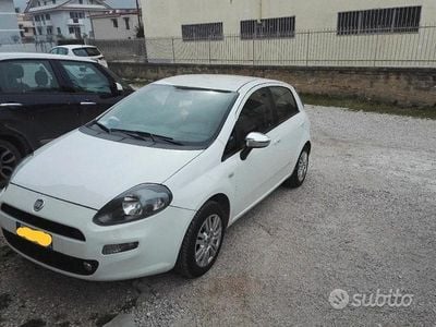 Usata Fiat Grande Punto 2012 Utilitaria