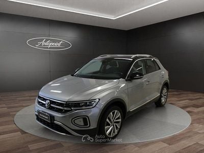 Usata VW T-Roc Style 150 CV (110 kW) 2023 Gray SUV
