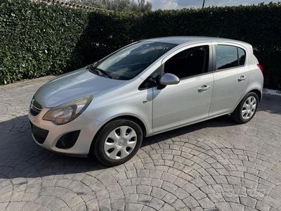 Usata Opel Corsa 85 CV (62 kW) 2014 Grigio Utilitaria