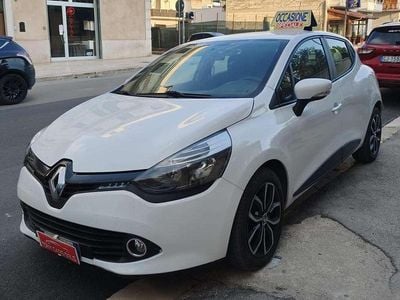 Usata Renault Clio IV 73 CV (53 kW) 2015 Bianco Berlina