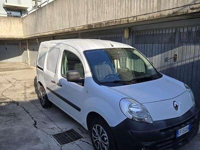 Usata Renault Kangoo Expression 90 CV (66 kW) 2010 Furgone