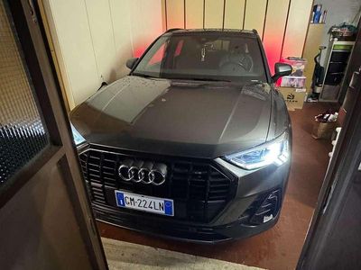 Grigio Usata 2023 Audi Q3 SUV | 36.500 € (Cara)