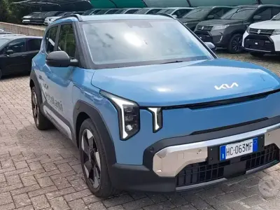 Usata Kia EV2 Earth 50 kW (68 CV) 2026 Blu SUV