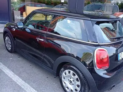 Usata Mini Cooper Coupé 122 CV (89 kW) 2015 Coupé