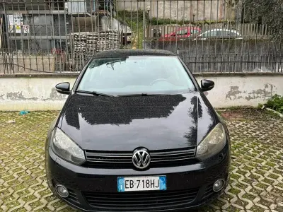 Usata VW Golf VI 110 CV (80 kW) 2012 Nero