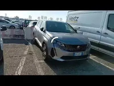 Usata Peugeot 5008 GT-line 131 CV (96 kW) 2023 Grigio SUV