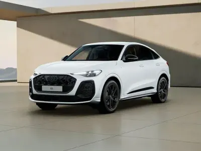 Nuova Audi Q5 Sportback Advanced 204 CV (150 kW) 2025 Bianco ghiaccio metallizzato SUV