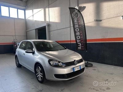 Usata VW Golf VI Comfortline 102 CV (75 kW) 2009 Argento Utilitaria
