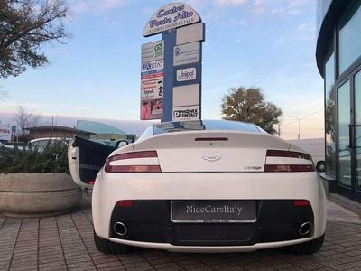 Usata Aston Martin V8 Vantage 426 CV (313 kW) 2012 Bianco Coupé