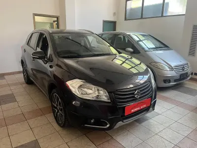 Usata Suzuki SX4 135 CV (99 kW) 2014 Nero Station wagon