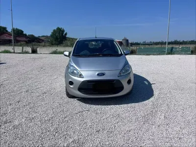 Usata Ford Ka Titanium 69 CV (50 kW) 2014 Bianco Berlina