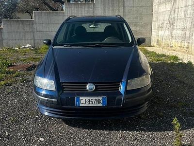 Usata Fiat Stilo Dynamic 116 CV (85 kW) 2003 Blu Station wagon