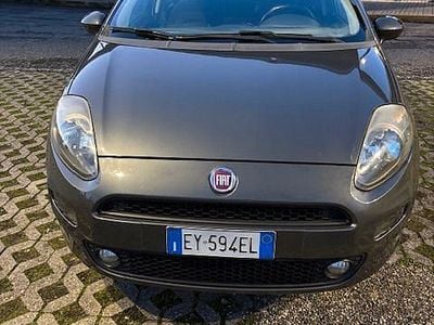 Usata Fiat Punto 65 CV (47 kW) 2015 Grigio Utilitaria