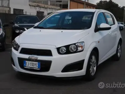 Usata Chevrolet Aveo LTZ 86 CV (63 kW) 2011 Bianco Berlina