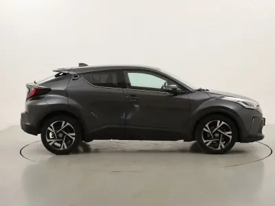 Usata Toyota C-HR Trend 122 CV (89 kW) 2023 Grigiogrigio SUV