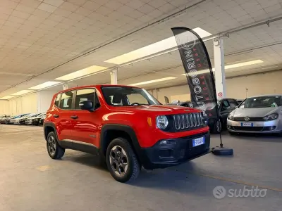Usata Jeep Renegade Limited 120 CV (88 kW) 2015 Rosso SUV