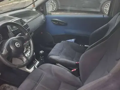 Usata Fiat Punto 87 CV (63 kW) 2001 Verde Utilitaria