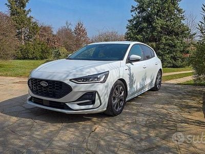 Usata Ford Focus ST-Line 116 CV (85 kW) 2024 Bianco Berlina