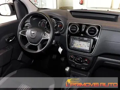 Gebraucht Dacia Dokker Stepway 102 PS (75 kW) 2018 Van / Kleinbus