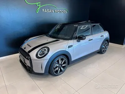 Usata Mini Cooper S 178 CV (130 kW) 2021 Grigio Utilitaria