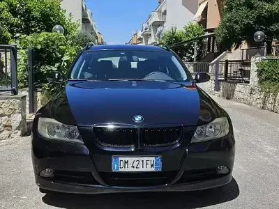 Usata BMW 318 143 CV (105 kW) 2007 Nero Station wagon