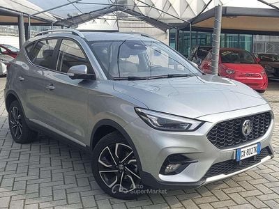 Usata MG ZS Luxury 106 CV (77 kW) 2024 Argento Berlina