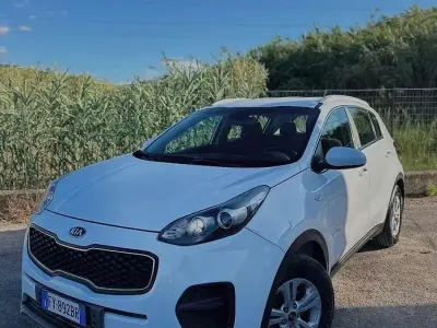 Usata Kia Sportage Active 115 CV (84 kW) 2018 Bianco SUV