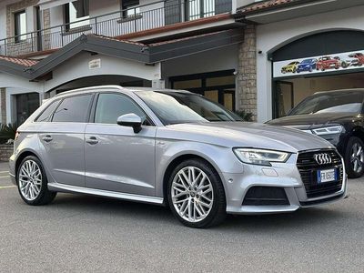 Usado Audi A3 Sport 184 CV (135 kW) 2018 Plateado Berlina