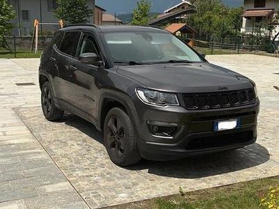 Gebraucht Jeep Compass Night Eagle 140 PS (102 kW) 2018 Grau SUV