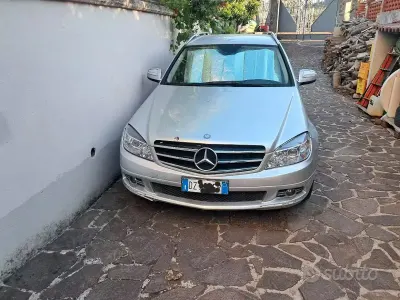 Usata Mercedes C200 136 CV (100 kW) 2010 Grigio Station wagon