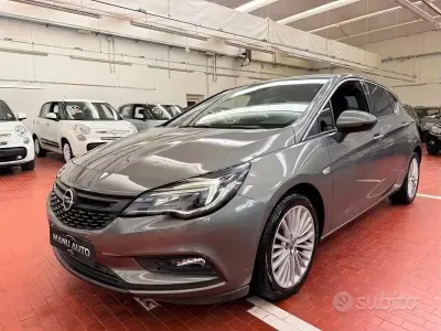 Usata Opel Astra Dynamic 136 CV (100 kW) 2019 Grigio Berlina
