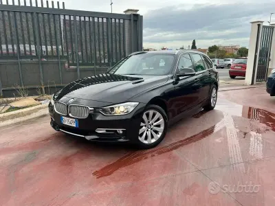 Usata BMW 318 Comfort Edition 143 CV (105 kW) 2014 Nero Station wagon
