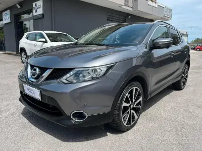 Gebraucht Nissan Qashqai Tekna 110 PS (80 kW) 2014 Grau SUV