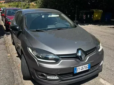 Usata Renault Mégane III 110 CV (80 kW) 2015 Grigio Berlina