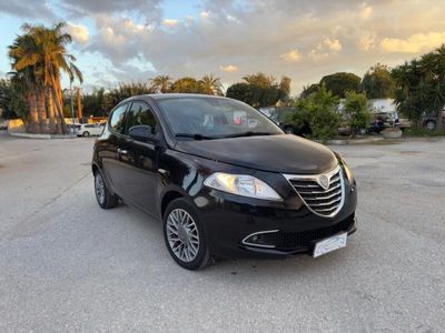 usata Lancia Ypsilon 1.3 MJT 16V 95 CV 5 porte S&S Platinum