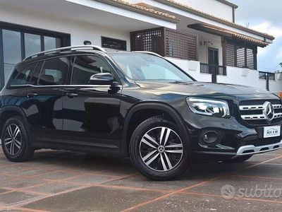 Usata Mercedes GLB200 Business 150 CV (110 kW) 2021 Nero SUV
