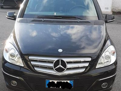 Usata Mercedes 200 Executive 140 CV (102 kW) 2009 Nero Monovolume