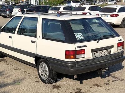 Occasion Renault 21 88 PK (64 kW) 1988 Wit Stationwagen