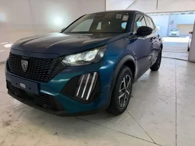 Nuova Peugeot 2008 Style 101 CV (74 kW) 2026 Blu obsession SUV