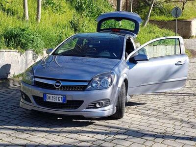 usata Opel Astra GTC 1.7 cdti Cosmo 125cv 6m fap