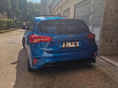Usata Ford Focus ST 120 CV (88 kW) 2018 Blu Berlina