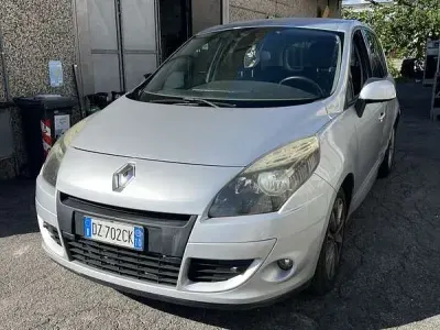 Usata Renault Scenic E-Tech Dynamique 110 CV (80 kW) 2009 Monovolume
