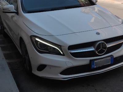 Usata Mercedes CLA200 156 CV (114 kW) 2024 Bianco Berlina