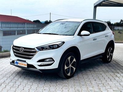 Usata Hyundai Tucson Xpossible 115 CV (84 kW) 2016 Bianco SUV