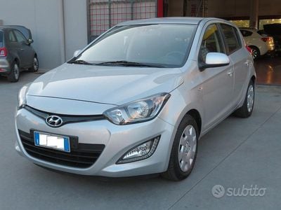 Usata Hyundai i20 Classic 85 CV (62 kW) 2013 Grigio Berlina